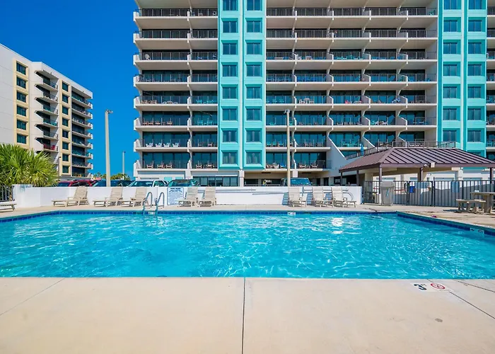 Island Winds East 109 Apartment